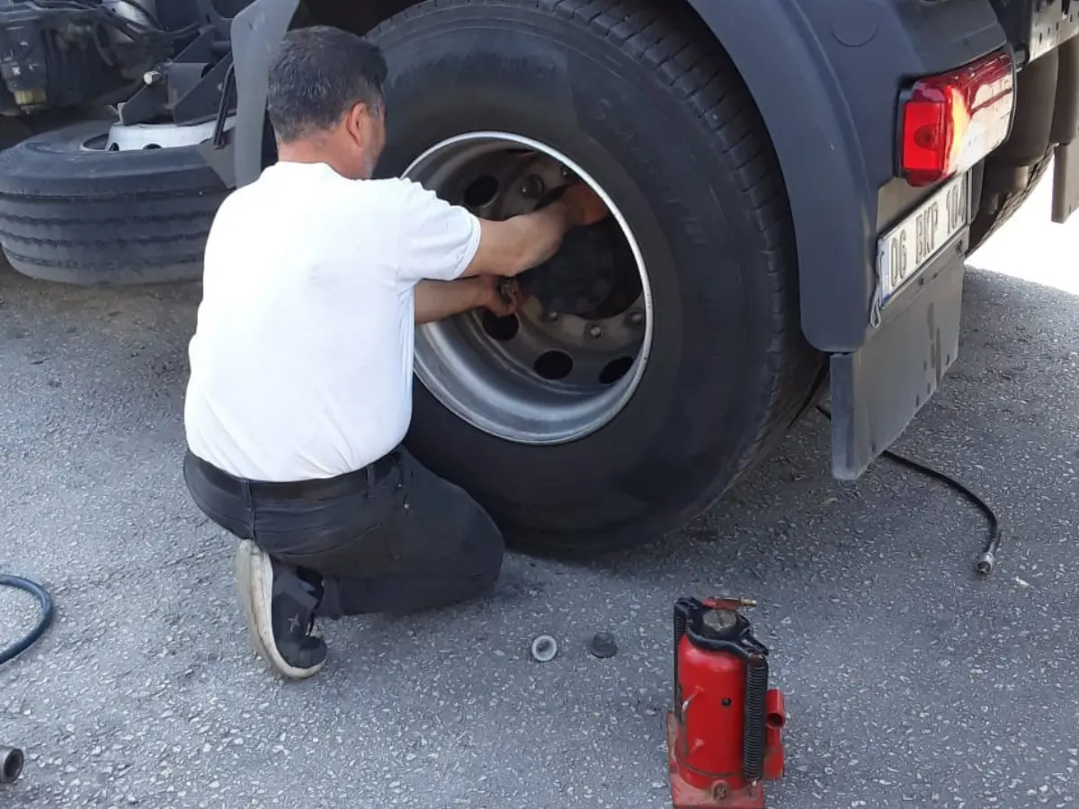 Pülümür Oto Lastikçi